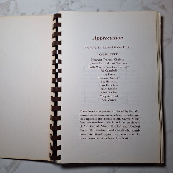 Cook Book Mt Carmel Mercy Hospital Detroit Michigan 1978 Vintage Recipes Guild - Picture 2 of 12